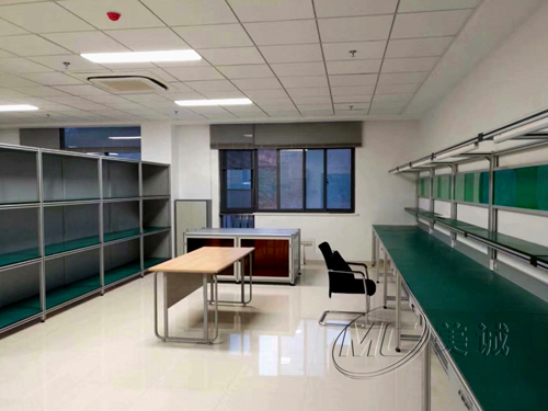 浙江鋁型材廠家生產的防靜電工作臺，和江蘇有什么不一樣？