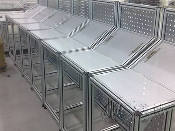 到底鋁型材工作臺自制難不難？