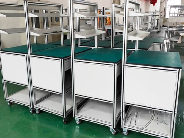 不要小瞧了合肥工業鋁型材廠家，可是有很多的